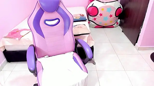 latin doll squirts online show from October 1, 2:12 pm