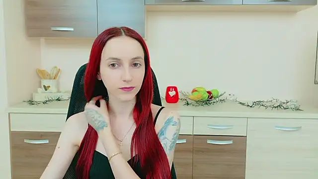 Julia Jae online show from March 12, 7:14 am