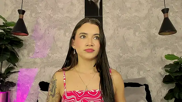 aitana baker  online show from October 18, 2:58 am