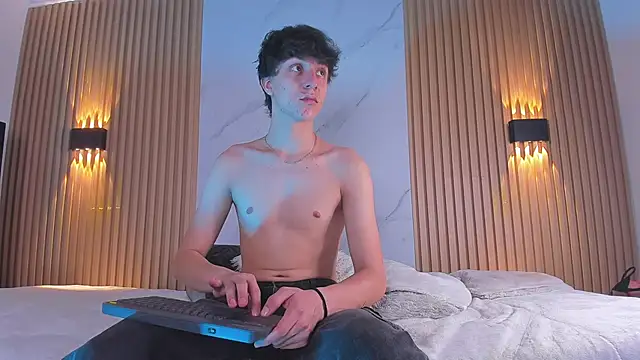 IM DAREN online show from November 27, 3:19 am