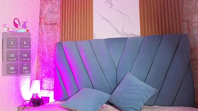 Snapshot of nathalia_koch_ chatting on January 13, 8:36 pm nathalia koch online show from January 13, 8:36 pm