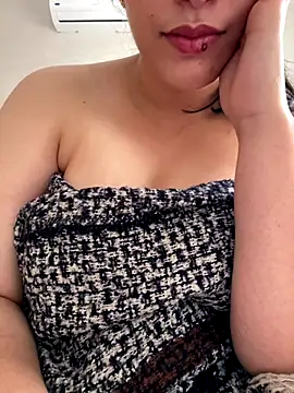 Bold-arabic-vibes online show from December 2, 2:01 pm