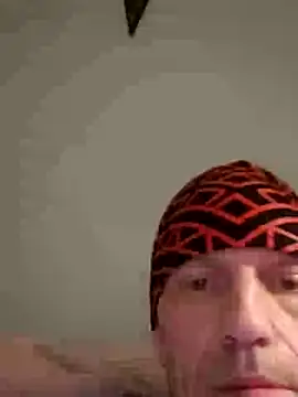 Snapshot of djcarey369159 chatting on December 5, 1:36 am djcarey369159 online show from December 5, 1:36 am