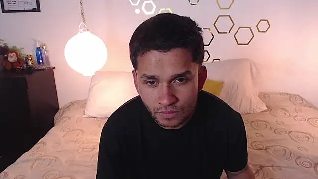 Snapshot of Provincute chatting on October 6, 2:31 am Provincute online show from October 6, 2:31 am