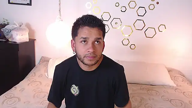 Snapshot of Provincute chatting on October 10, 2:32 am Provincute online show from October 10, 2:32 am