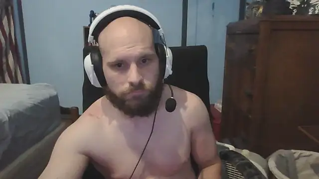 Snapshot of PDrents chatting on October 28, 2:26 am PDrents online show from October 28, 2:26 am