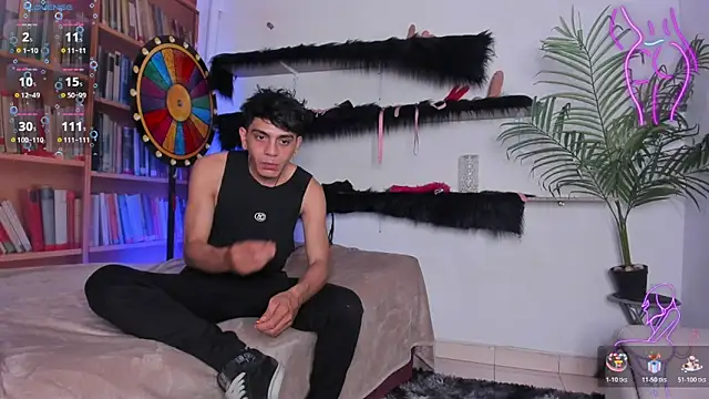 Snapshot of OkHard11 chatting on January 16, 10:47 pm OkHard11 online show from January 16, 10:47 pm