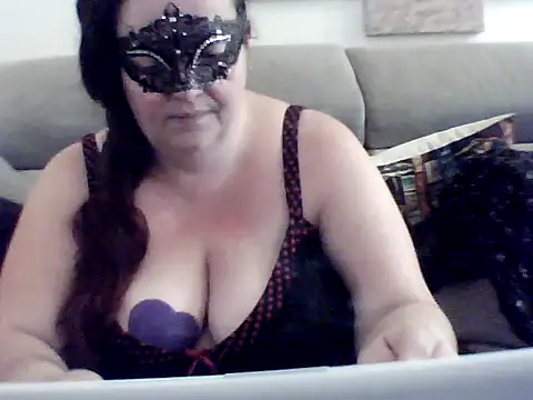 Snapshot of Valendra_ chatting on September 10, 10:15 am Valendra online show from September 10, 10:15 am