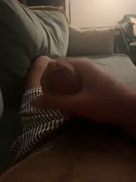 Snapshot of Bigtitsloveshow chatting on October 28, 3:54 am Bigtitsloveshow online show from October 28, 3:54 am