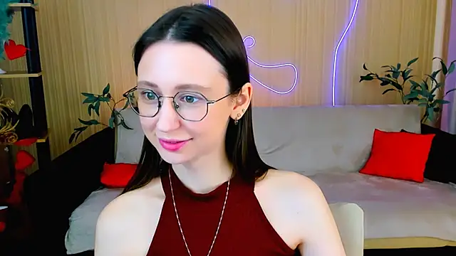 Snapshot of YourLovellyStory chatting on June 27, 11:59 am YourLovellyStory online show from June 27, 11:59 am