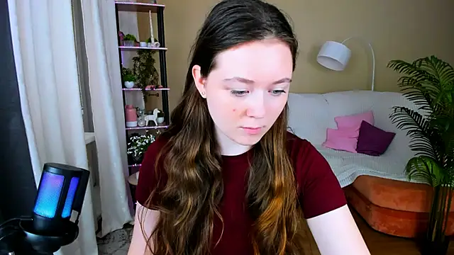 AlluringLookk online show from September 22, 12:18 pm