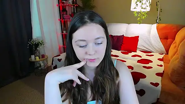 AlluringLookk online show from March 29, 11:43 am