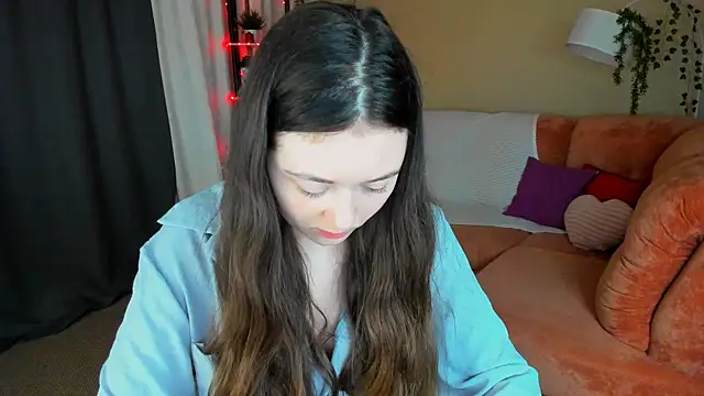 AlluringLookk online show from May 20, 4:13 pm