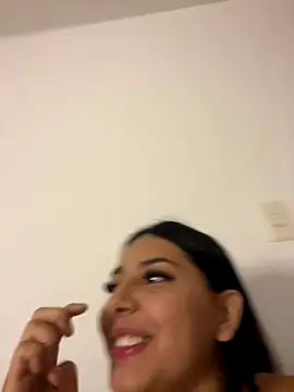 Snapshot of Scarlett699 chatting on November 5, 3:39 am Scarlett699 online show from November 5, 3:39 am