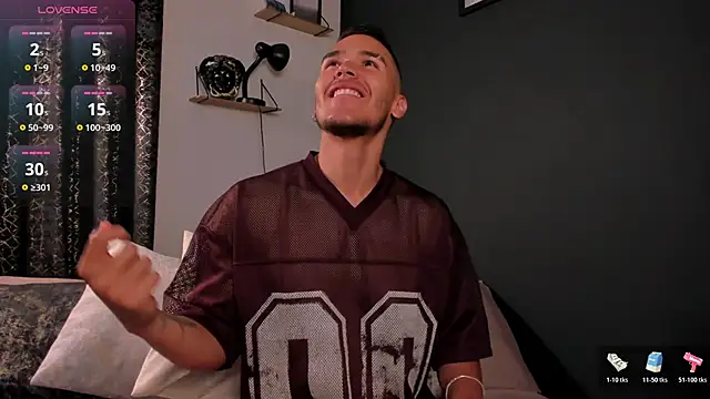 MarkSantozz online show from November 23, 8:36 am