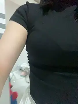 Snapshot of Beiiu_18 chatting on October 11, 8:40 pm Beiiu 18 online show from October 11, 8:40 pm