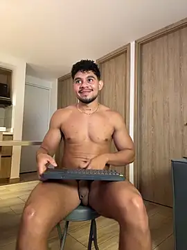 austin spears  online show from June 19, 3:22 am