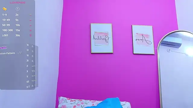 curvybrunnett online show from September 14, 11:42 am