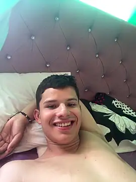 Snapshot of Tused11 chatting on October 6, 4:48 pm Tused11 online show from October 6, 4:48 pm