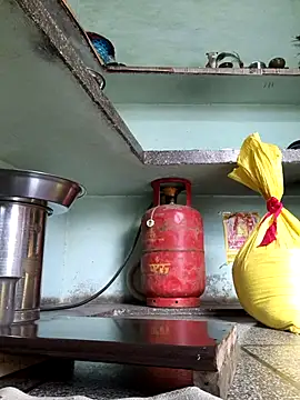 Snapshot of Love-pari077 chatting on September 12, 1:06 am Love-pari077 online show from September 12, 1:06 am