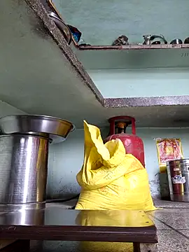 Snapshot of Love-pari077 chatting on September 16, 1:06 am Love-pari077 online show from September 16, 1:06 am