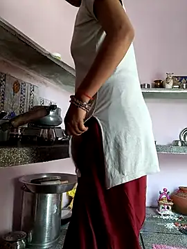 Snapshot of Love-pari077 chatting on October 21, 7:20 am Love-pari077 online show from October 21, 7:20 am