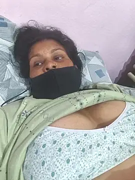 Love-pari077 online show from March 5, 1:01 am