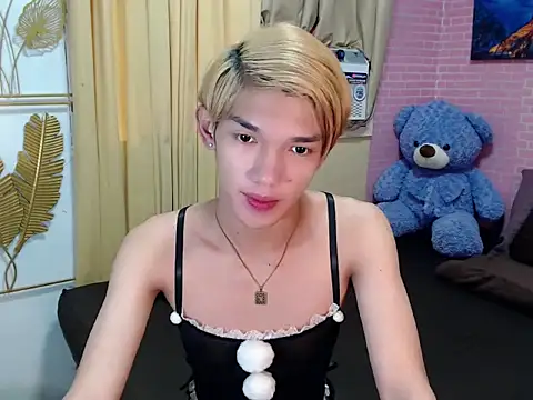 fuckerfriendsxx online show from May 7, 12:27 am