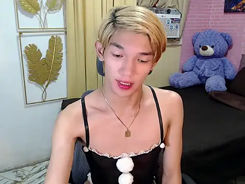 fuckerfriendsxx online show from May 7, 5:51 pm