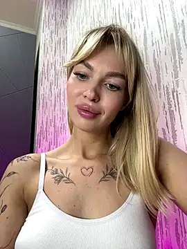 Snapshot of miss_veroNika chatting on September 13, 2:50 pm miss veroNika online show from September 13, 2:50 pm