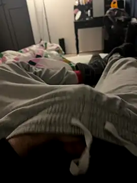 Frankieyyy1 online show from December 15, 8:57 pm