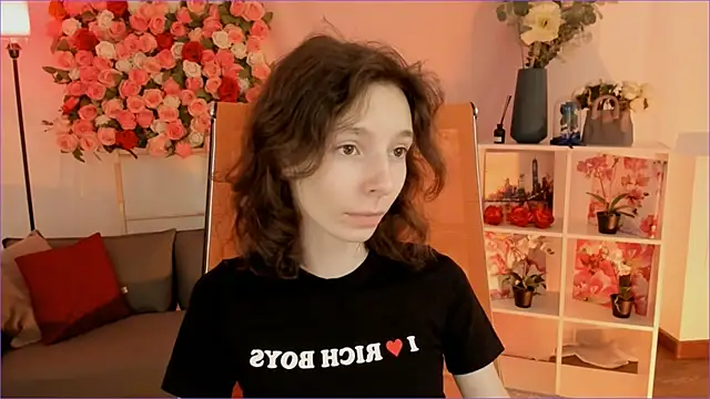 EmmanuellBrown online show from March 1, 3:41 am