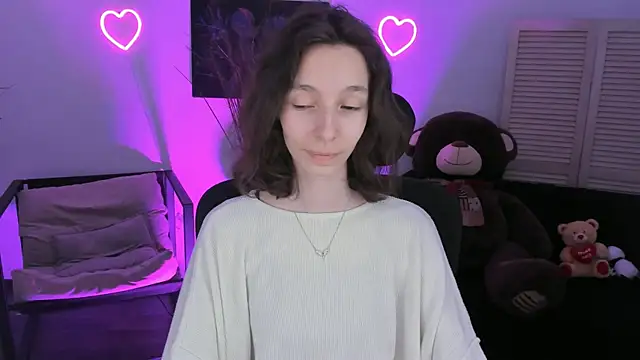 EmmanuellBrown online show from April 1, 11:22 am