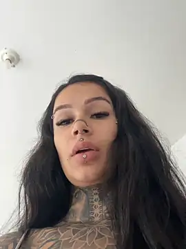 Snapshot of sereiaruiva99 chatting on March 26, 6:46 pm sereiaruiva99 online show from March 26, 6:46 pm