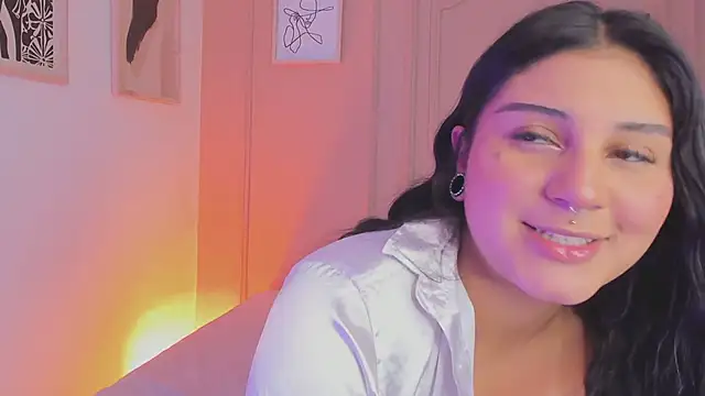 Snapshot of salem_sp chatting on April 1, 1:41 pm salem sp online show from April 1, 1:41 pm