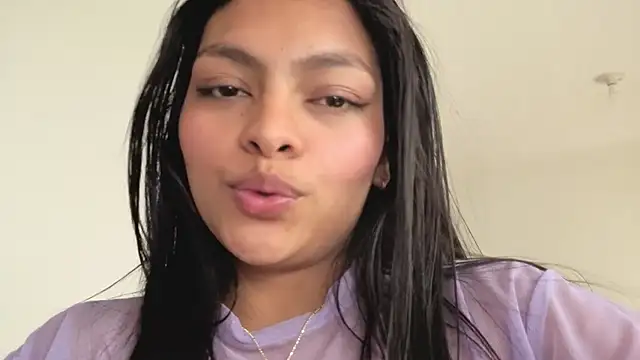 Snapshot of Candela___ chatting on April 5, 7:11 pm Candela online show from April 5, 7:11 pm