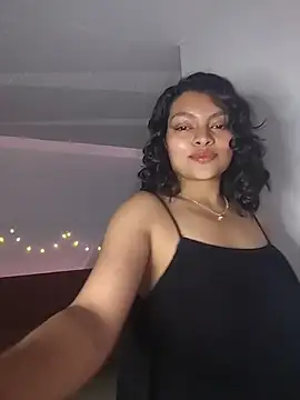 Snapshot of Candela___ chatting on May 18, 12:29 am Candela online show from May 18, 12:29 am