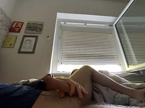 xmilolivex online show from May 23, 8:51 am