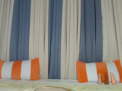 Snapshot of Jadehotcum chatting on November 17, 1:17 pm Jadehotcum online show from November 17, 1:17 pm