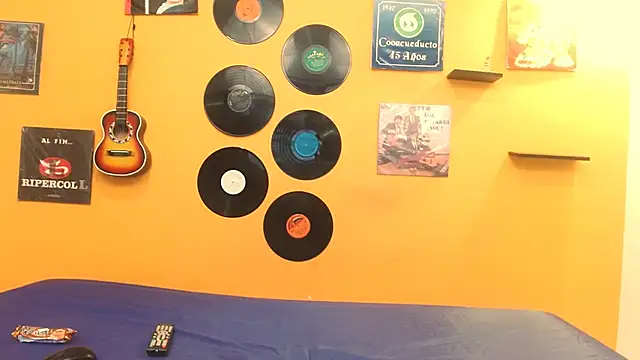 Snapshot of meisevil77 chatting on September 20, 3:07 am meisevil77 online show from September 20, 3:07 am