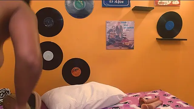 meisevil77 online show from December 2, 2:17 am