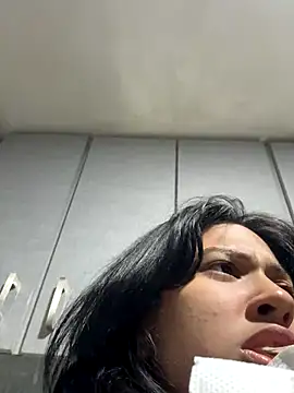 Snapshot of lynn9000 chatting on October 4, 6:55 am lynn9000 online show from October 4, 6:55 am