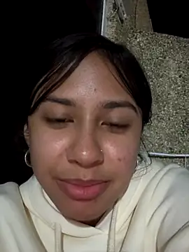 Snapshot of lynn9000 chatting on October 20, 5:08 am lynn9000 online show from October 20, 5:08 am