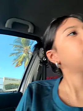 Snapshot of lynn9000 chatting on October 29, 7:59 pm lynn9000 online show from October 29, 7:59 pm