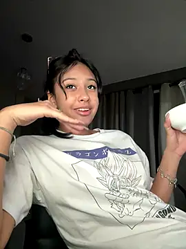 lynn9000 online show from November 11, 7:52 am