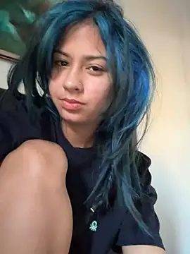 lynn9000 online show from March 4, 11:27 am