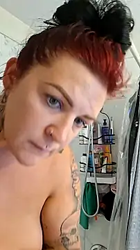 Snapshot of gypsyriot chatting on September 11, 2:33 am gypsyriot online show from September 11, 2:33 am