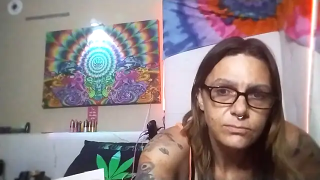 SparklesB1tch online show from April 28, 10:31 am