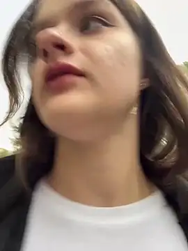 Snapshot of KittyQueeny chatting on September 18, 2:19 pm KittyQueeny online show from September 18, 2:19 pm