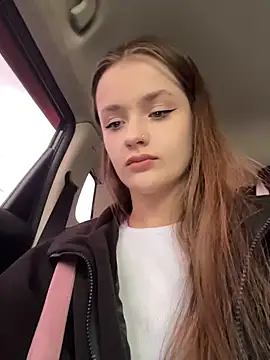 Snapshot of KittyQueeny chatting on September 22, 2:08 pm KittyQueeny online show from September 22, 2:08 pm